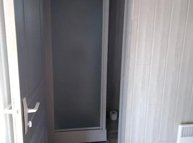 Eurl De L'ecluse Dağ evi *